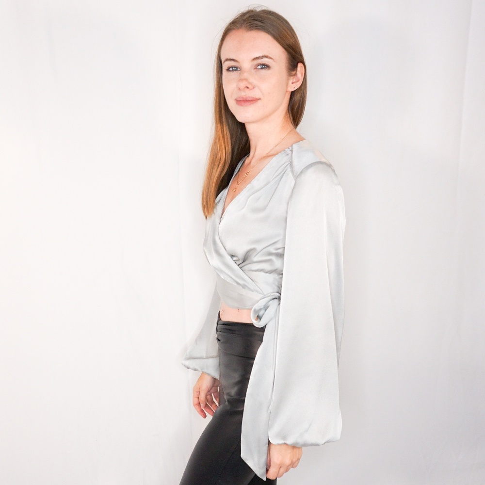 TJD Hotel California Top Slate Cropped Wrap NWT - Picture 6 of 8
